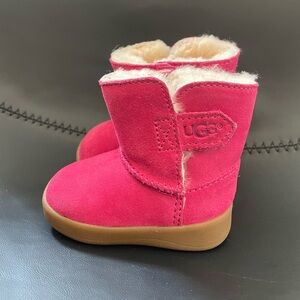 Like New, Baby Girl UGG Size 6-12M